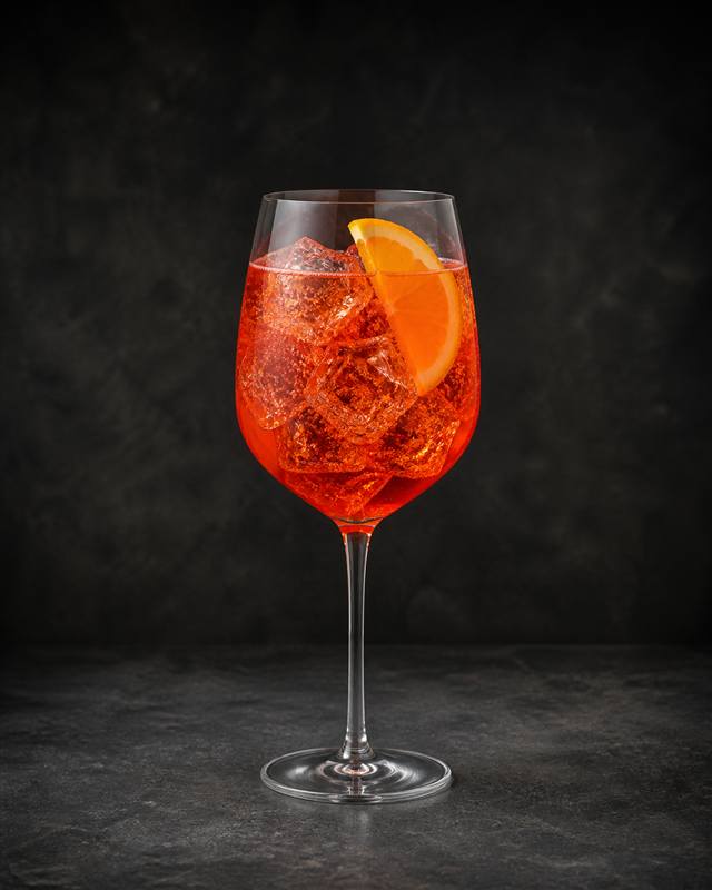 Campari Spritz cocktail illustration