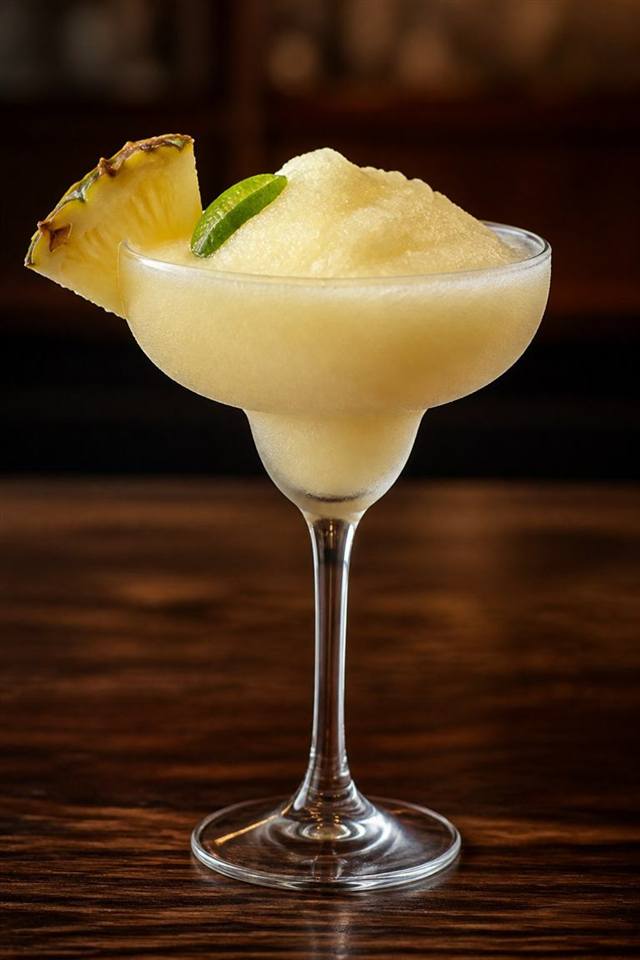 Frozen Pineapple Daiquiri cocktail