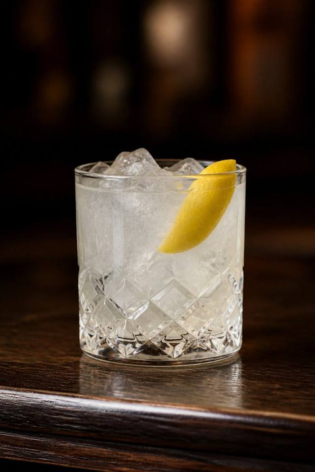 Gin Toddy cocktail