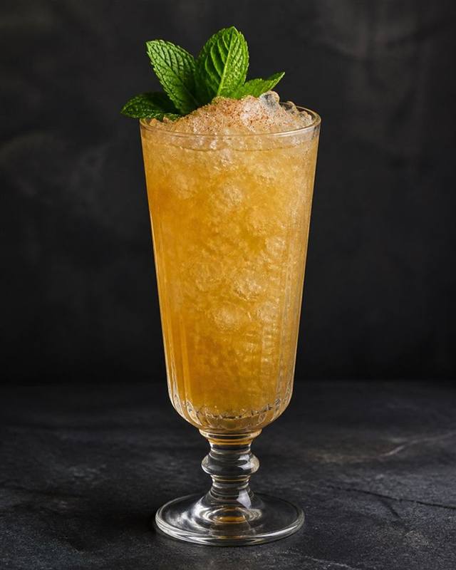 Queen's Park Swizzle cocktail