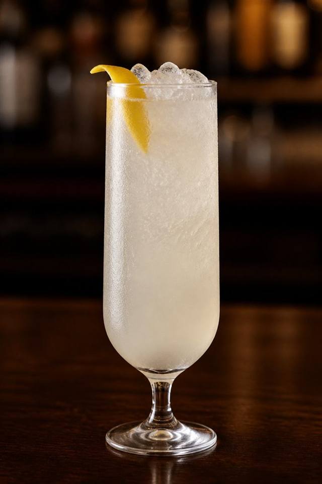Silver Fizz cocktail