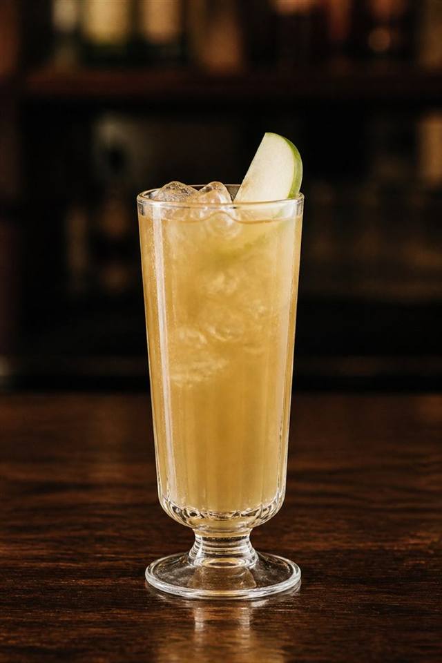 Stone Fence cocktail